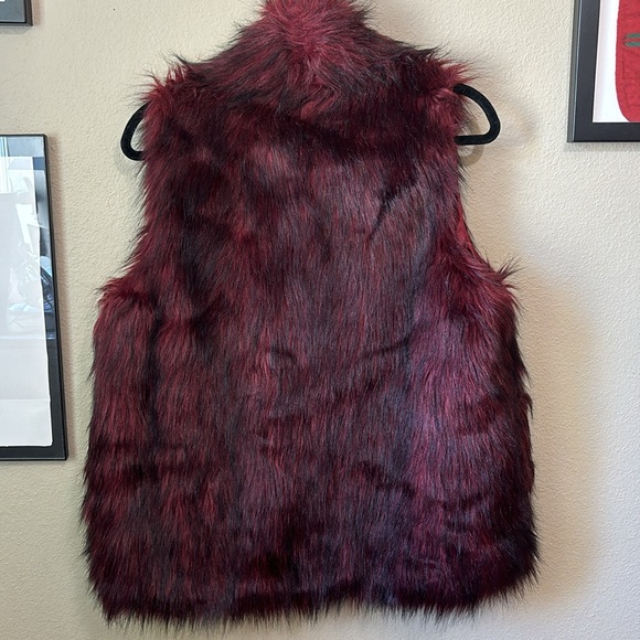 Faux fur burgundy/black fuzzy vest. - Picture 2 of 5